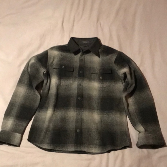 Roark Mens Small flannel shirt jacket. Charcoal, poly, wool, acrylic blend. - Picture 2 of 11